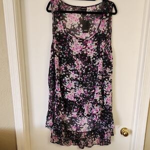 NWT Torrid Floral Tank Top - Black and Pink